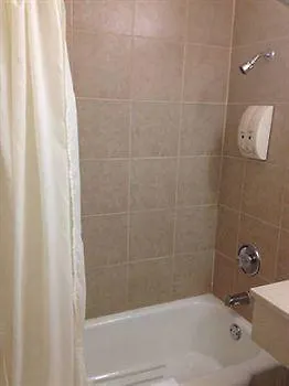 Red Lion Inn&Suites Sacramento Hotel