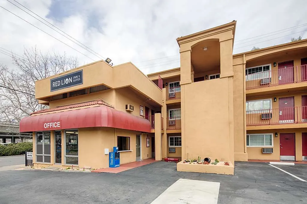Red Lion Inn&Suites Sacramento 3*,