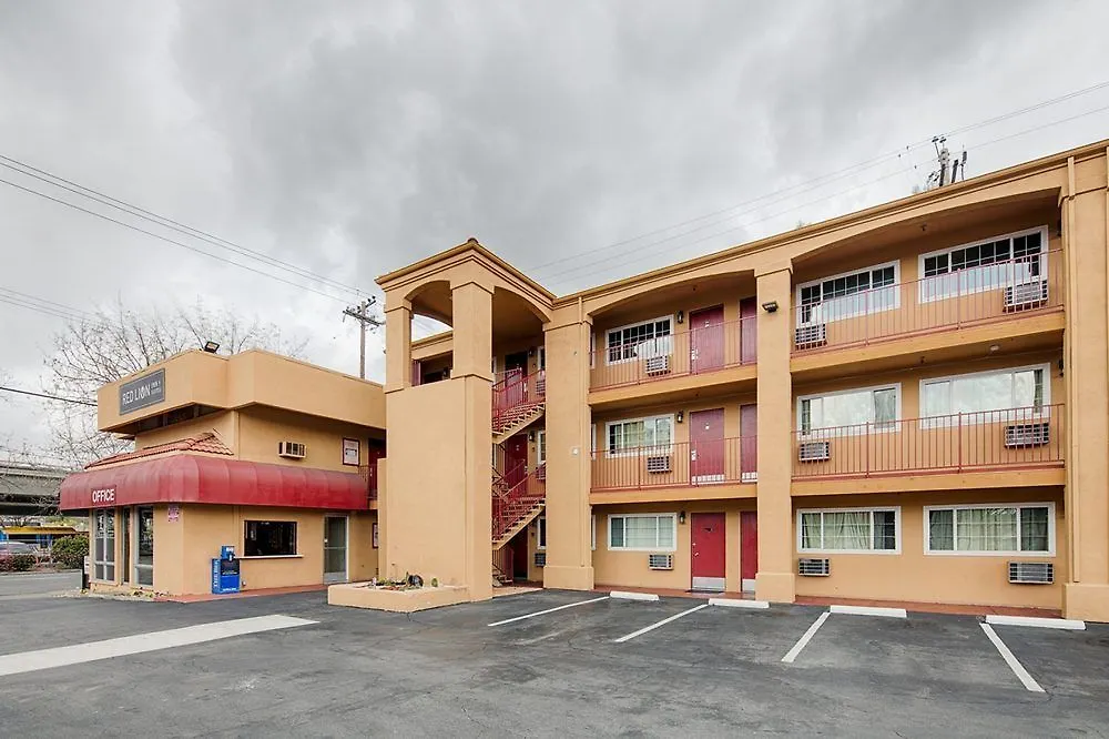 Red Lion Inn&Suites Sacramento Hotel