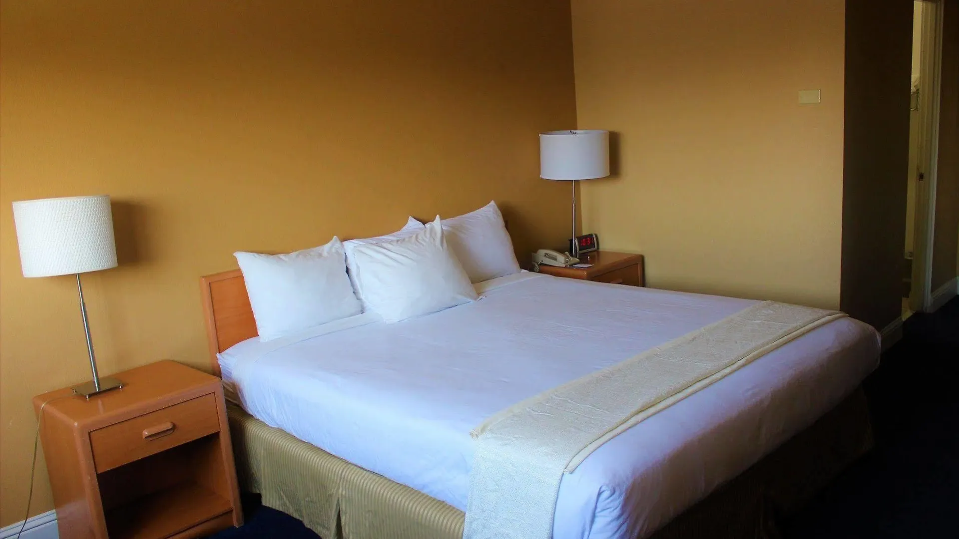 Red Lion Inn&Suites Sacramento Estados Unidos